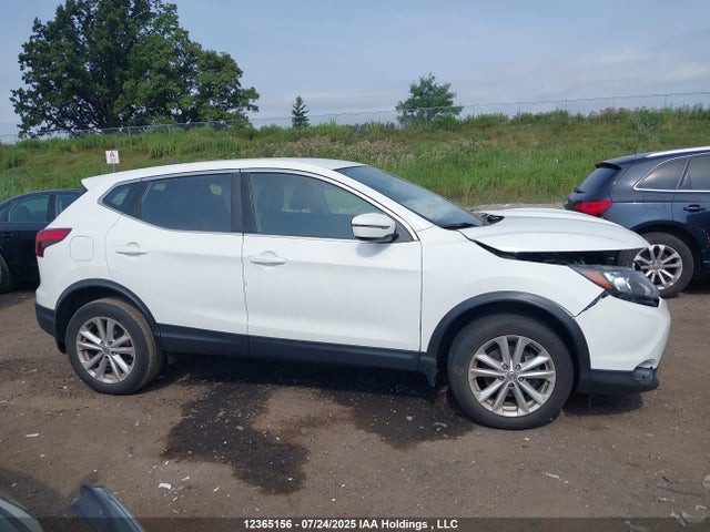 JN1BJ1CR5JW205451 Nissan ROGUE SPORT