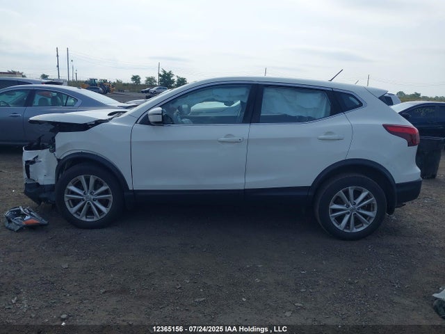 JN1BJ1CR5JW205451 Nissan ROGUE SPORT