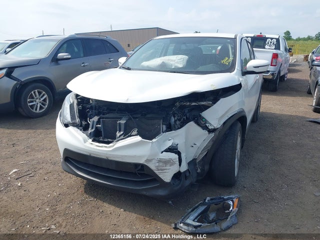 JN1BJ1CR5JW205451 Nissan ROGUE SPORT