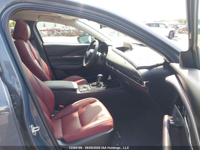 3MVDMBDY1PM587512 Mazda py
