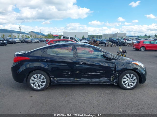 2013 Hyundai Elantra Gls/limited მანქანა იყიდება აუქციონზე, vin: 5NPDH4AEXDH334153, აუქციონის ნომერი: 12365210