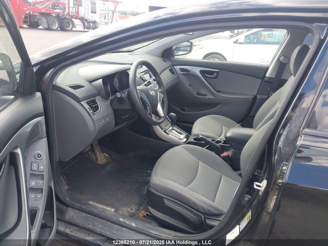 2013 Hyundai Elantra Gls/limited მანქანა იყიდება აუქციონზე, vin: 5NPDH4AEXDH334153, აუქციონის ნომერი: 12365210
