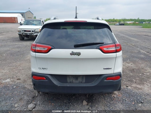 1C4PJLCB7EW315828 Jeep 2014