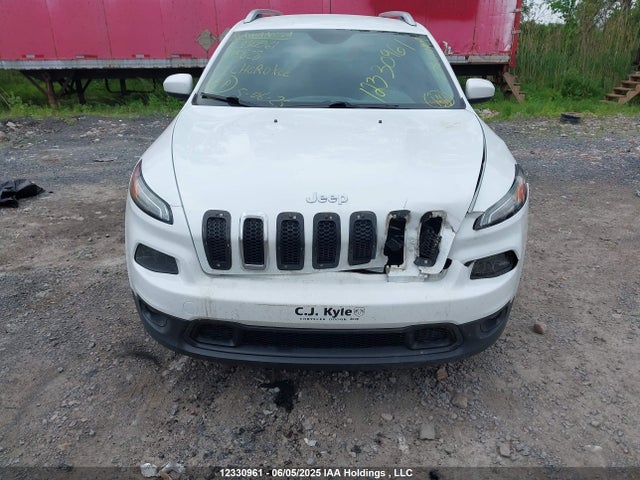 1C4PJLCB7EW315828 Jeep 2014