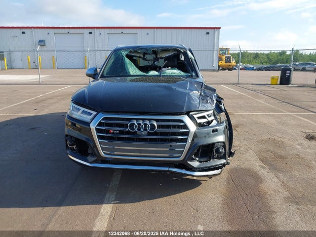 WA1C4AFY3J2018092 Audi 2018