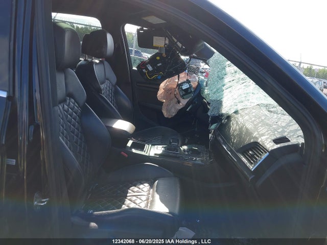 WA1C4AFY3J2018092 Audi 2018