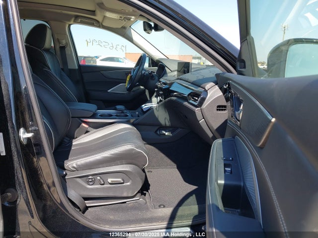 5J8YE1H84NL800229 Acura j35y5