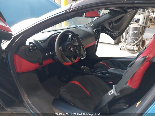 Mclaren 2019 2019 SBM13FAA3KW008347 Image 8