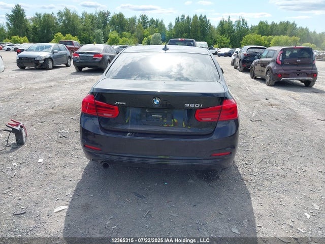 BMW 320i 2016 WBA8E5G59GNU21096 Image 16