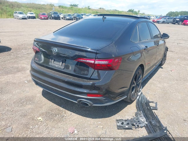 3VW2T7BU1NM028352 Volkswagen 2.0 tsi