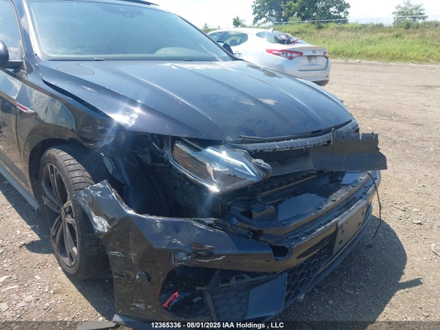 3VW2T7BU1NM028352 Volkswagen 2.0 tsi