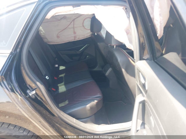 3VW2T7BU1NM028352 Volkswagen 2.0 tsi