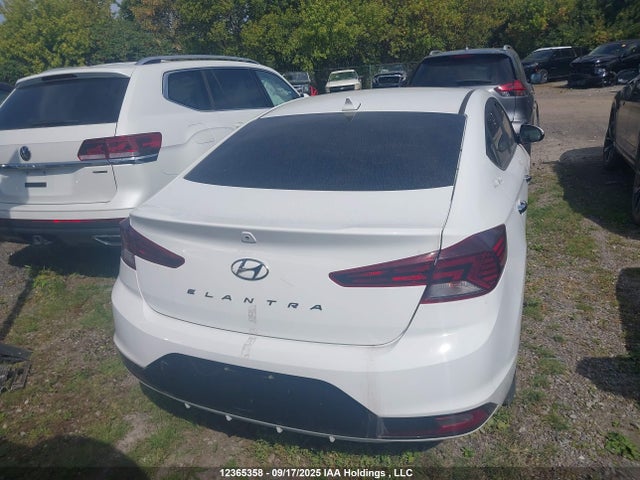 KMHD84LFXLU924715 Hyundai Elantra Luxury