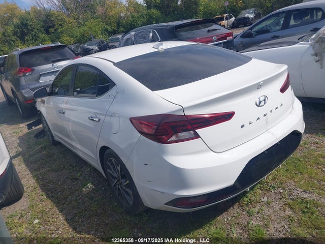 KMHD84LFXLU924715 Hyundai Elantra Luxury
