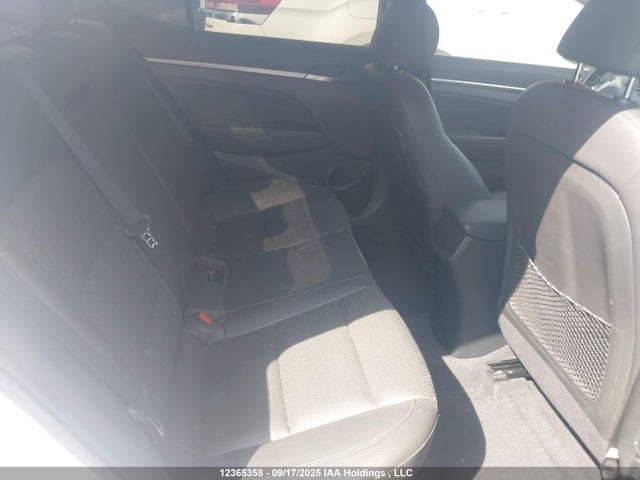 KMHD84LFXLU924715 Hyundai Elantra Luxury
