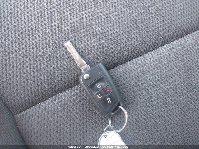 3VWB17AU9JM251790 Volkswagen 2018