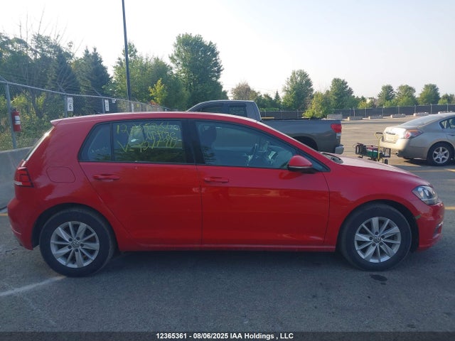 3VWB17AU9JM251790 Volkswagen 2018