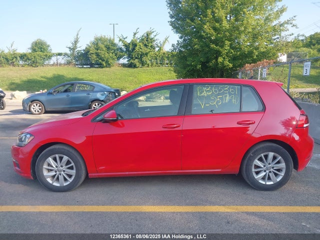 3VWB17AU9JM251790 Volkswagen 2018