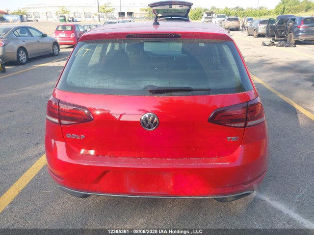 3VWB17AU9JM251790 Volkswagen 2018