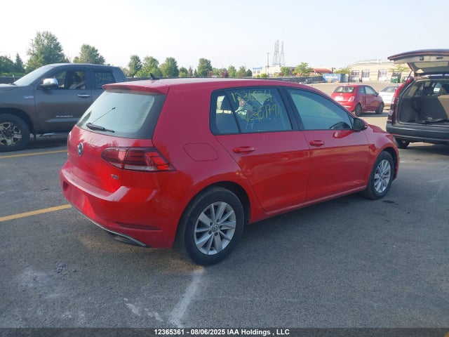 3VWB17AU9JM251790 Volkswagen 2018