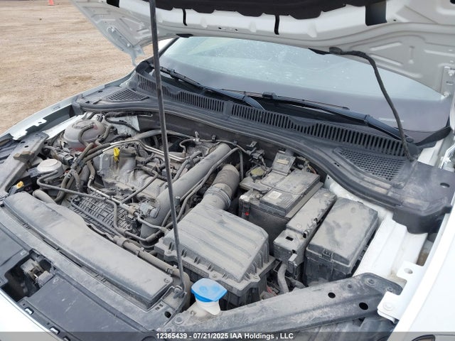 3VWE57BU7KM017858 Volkswagen 1.8 tsi