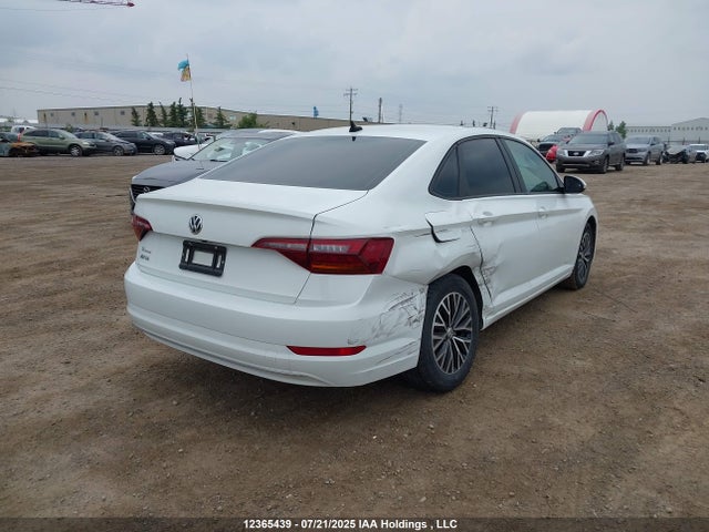 3VWE57BU7KM017858 Volkswagen 1.8 tsi