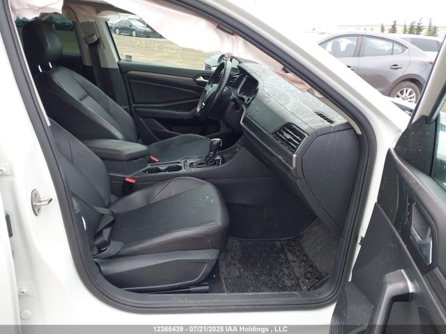 3VWE57BU7KM017858 Volkswagen 1.8 tsi