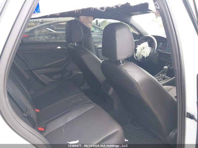 3VWE57BU5MM064065 Volkswagen tsi