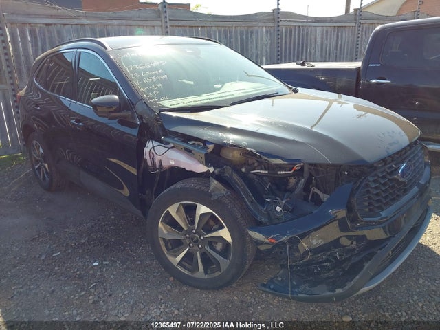 12365497 :رقم المزاد ، 1FMCU9JA4PUA55949 vin ، 2023 Ford Escape Platinum مزاد بيع