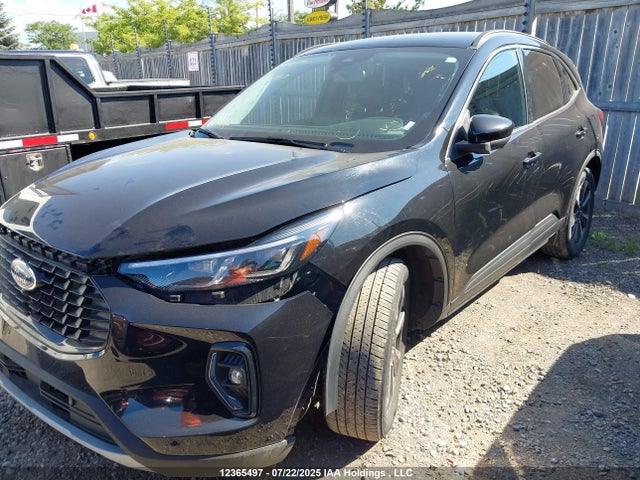 12365497 :رقم المزاد ، 1FMCU9JA4PUA55949 vin ، 2023 Ford Escape Platinum مزاد بيع