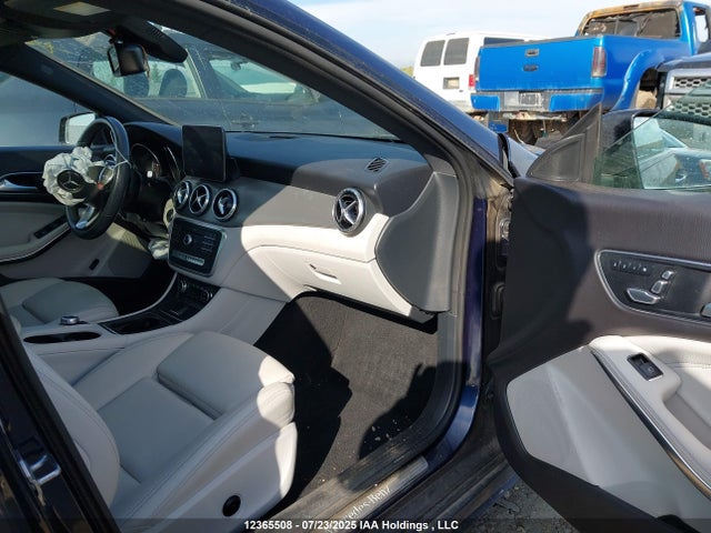 2019 Mercedes-benz Cla 250 4matic მანქანა იყიდება აუქციონზე, vin: WDDSJ4GB5KN699349, აუქციონის ნომერი: 12365508