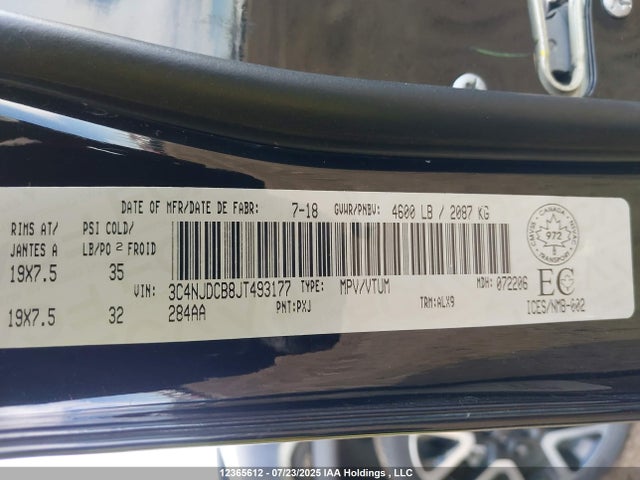 3C4NJDCB8JT493177 Jeep 2018