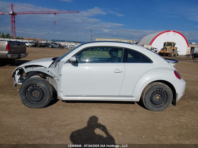 3VWJ07AT3GM607245 Volkswagen Beetle