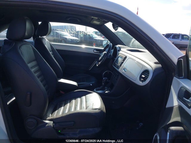 3VWJ07AT3GM607245 Volkswagen Beetle