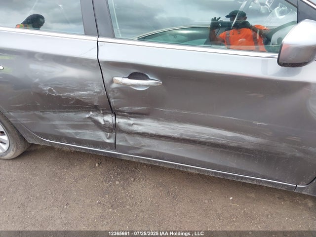 3N1AB7AP9GL675056 Nissan Sentra