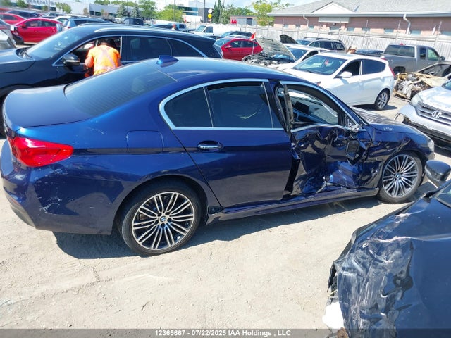 WBAJA7C38HG903660 BMW 2017