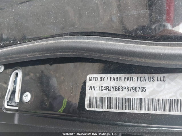 Jeep Grand Cherokee 2023 1C4RJYB63P8790765 Image 16