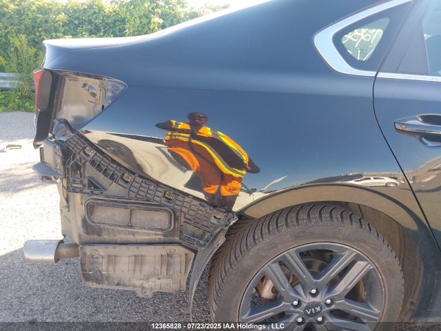 3KPF54AD1ME382413 KIA mpi nu