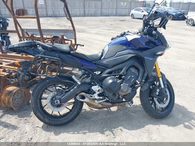 Yamaha FJ09 2017 JYARN37NXHA001251 Image 12