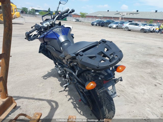 Yamaha FJ09 2017 JYARN37NXHA001251 Image 3