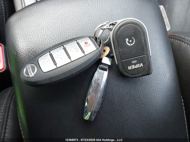 5N1AT2MV4GC768825 Nissan 2016