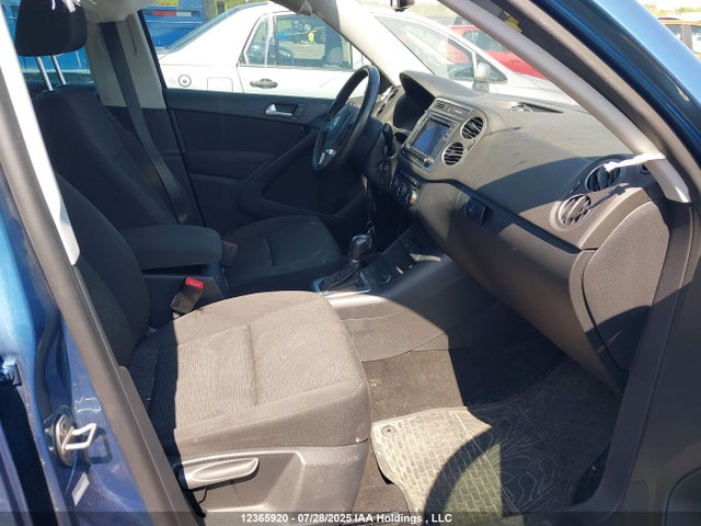 WVGHV7AX3HK011207 Volkswagen 2017