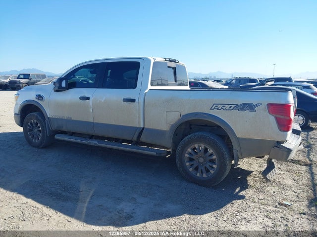 1N6BA1F43HN534756 Nissan Titan