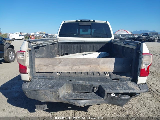 1N6BA1F43HN534756 Nissan Titan