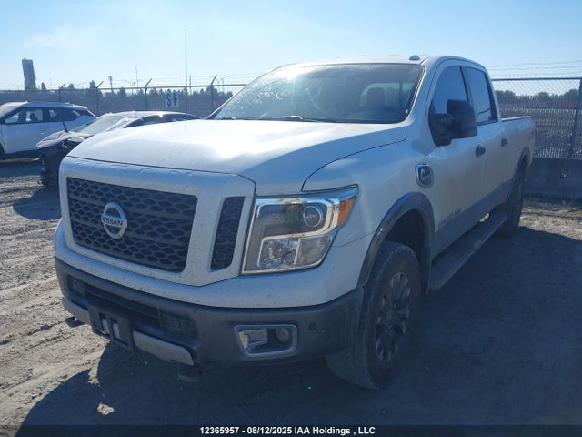 1N6BA1F43HN534756 Nissan Titan