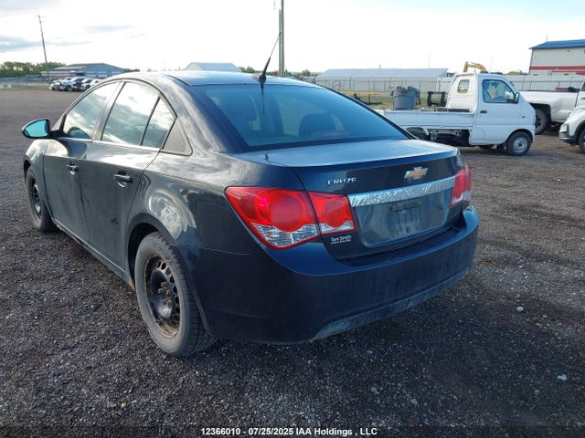 Chevrolet LUV 2014 1G1PD5SB9E7315580 Image 3
