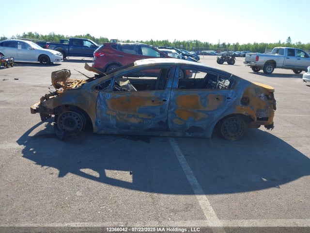 3KPFL4A71JE191215 KIA mpi nu