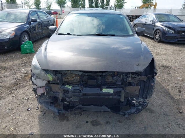 3MZBM1V76FM177728 Mazda pe