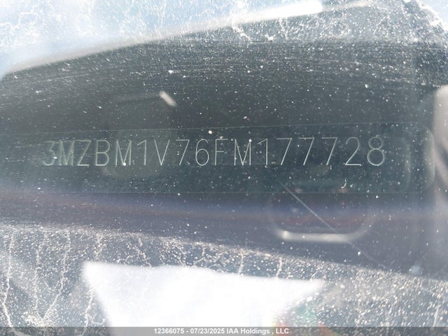 3MZBM1V76FM177728 Mazda pe