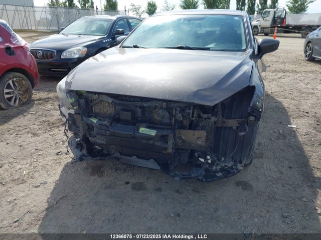 3MZBM1V76FM177728 Mazda pe
